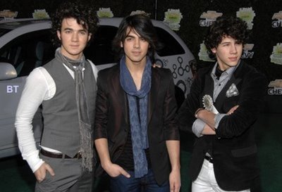 Jonas Brother al Evento Chevrolet e.. Cine, TV - Para jovenes - THE JONAS BROTHERS - KEV...